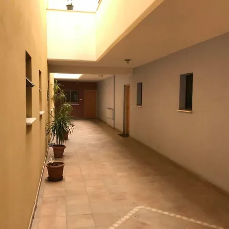 Nicosia 2 Bed Lejlighed *
